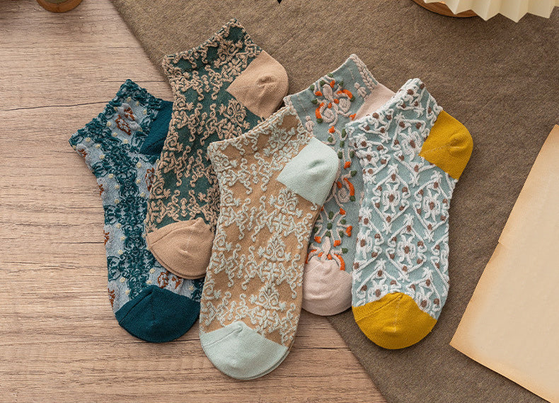 5 Pairs of Cozy Vintage Socks – Japanese Floral Charm for Your Everyday Style