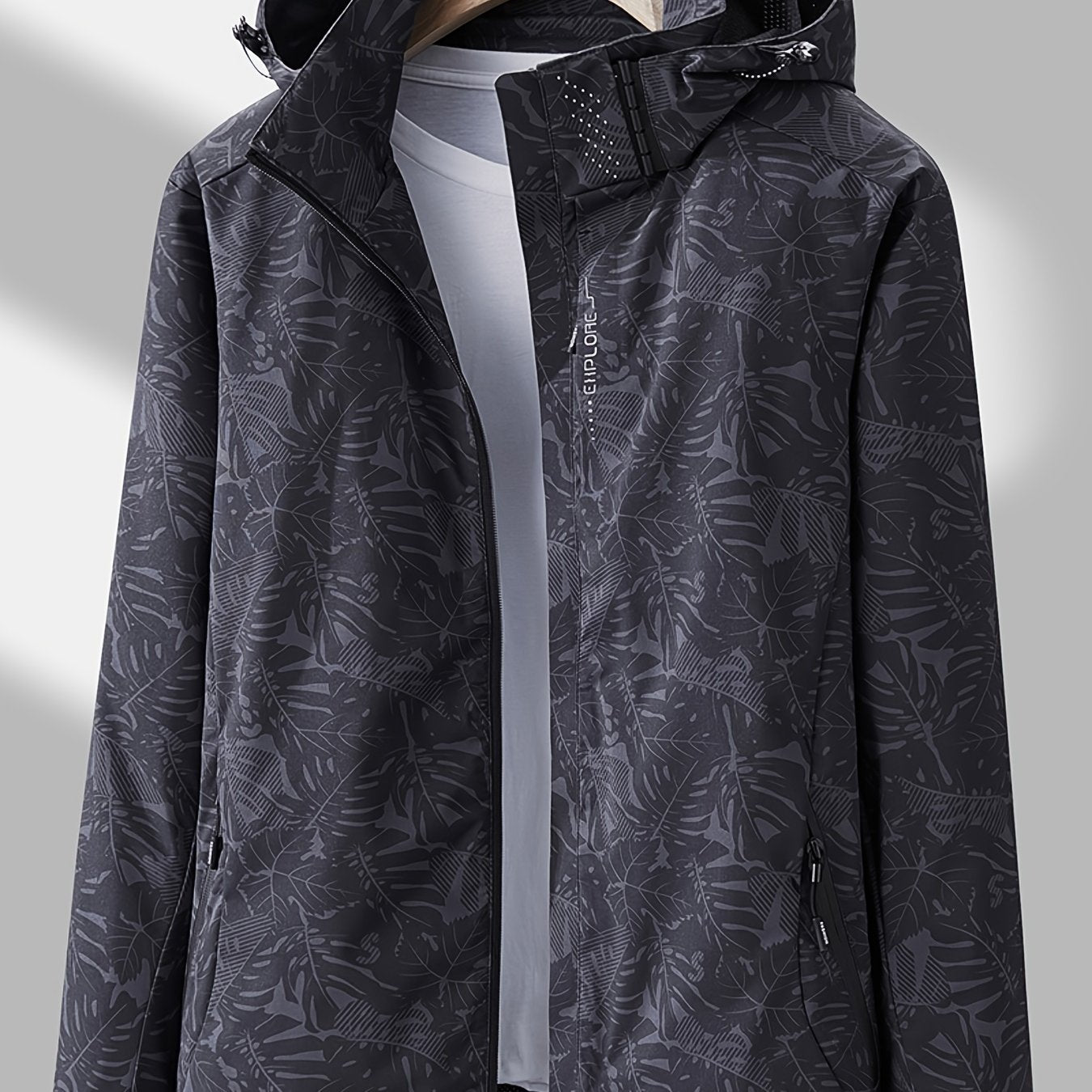 Women’s Windproof Outdoor Jacket – Stylish, Waterproof & Adventure-Ready