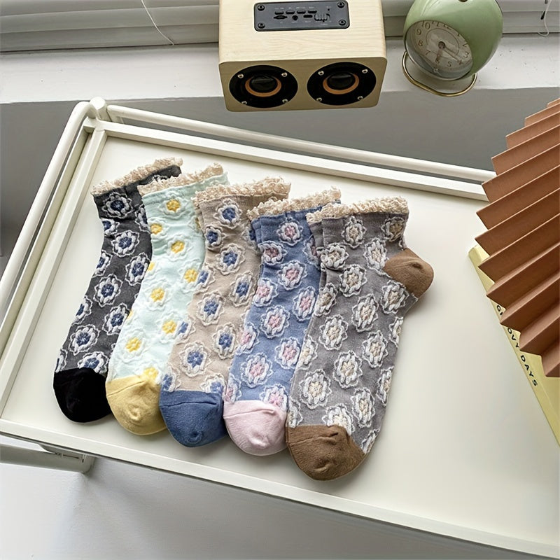 5 Pairs of Cozy Vintage Socks – Japanese Floral Charm for Your Everyday Style