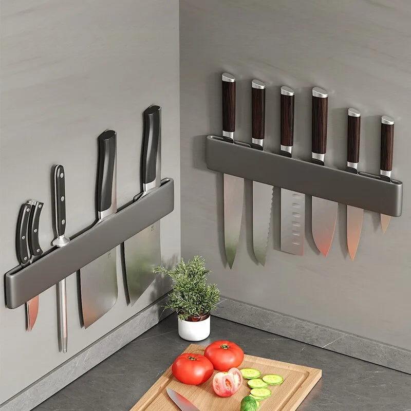 Wall-Mounted Knife Storage Rack – Space-Saving Kitchen Organizer