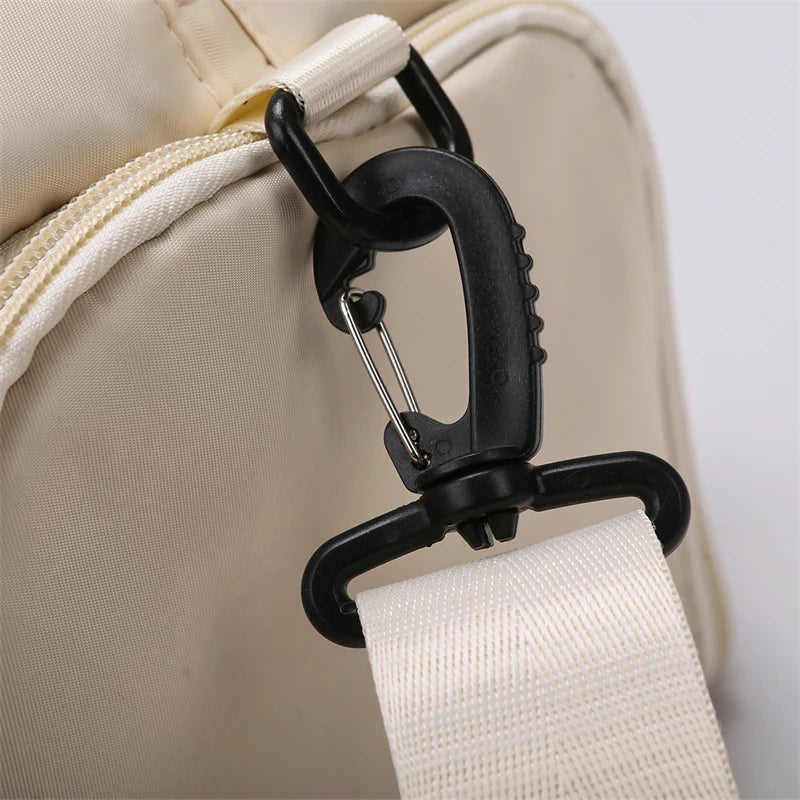 Large Capacity Travel Bag – Lightweight Weekend Tote & Gym Duffel