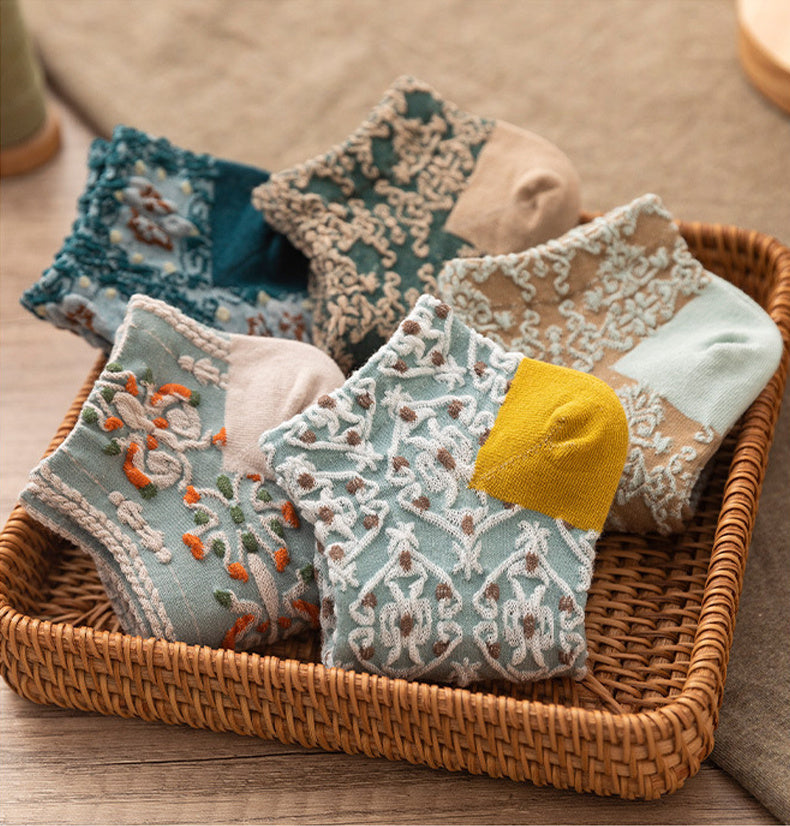 5 Pairs of Cozy Vintage Socks – Japanese Floral Charm for Your Everyday Style